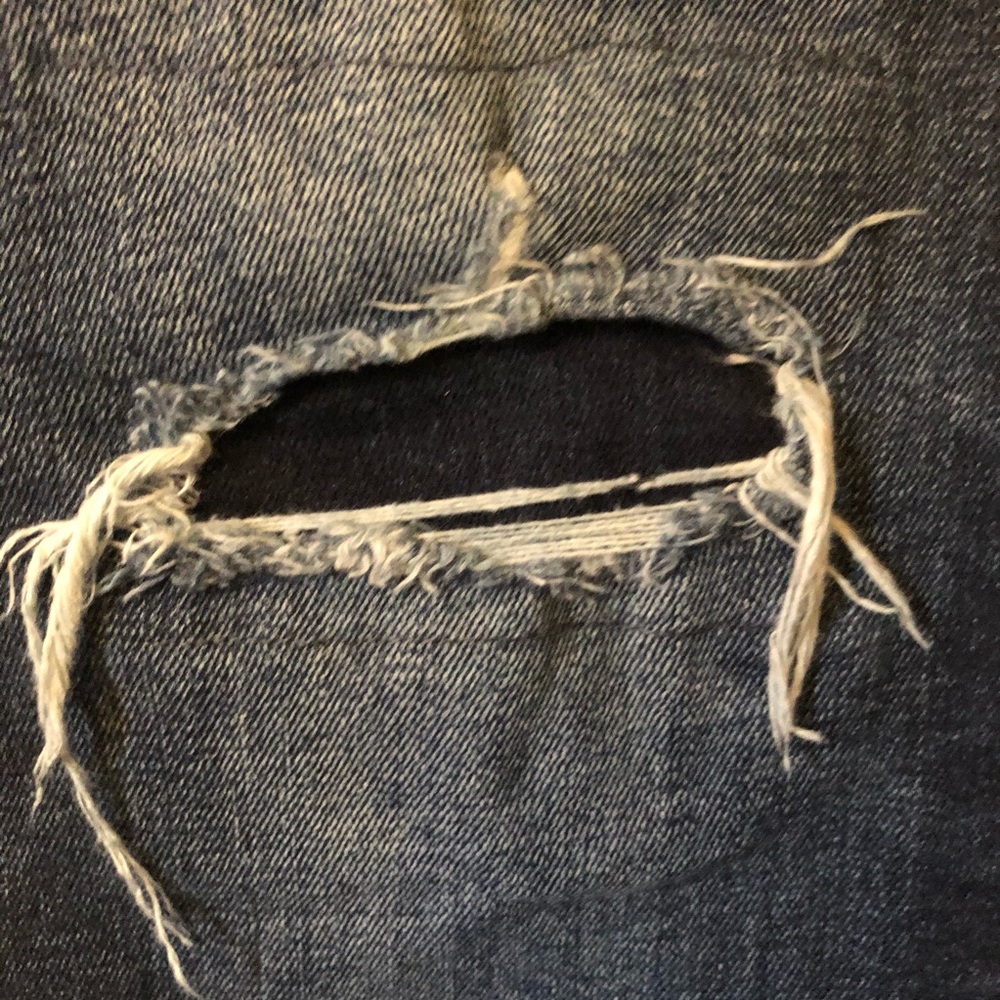 Aeropostale | Distressed Skinny Jeans | 30/30 - Picture 11 of 16